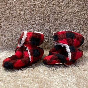 Buffalo Plaid Baby Booties